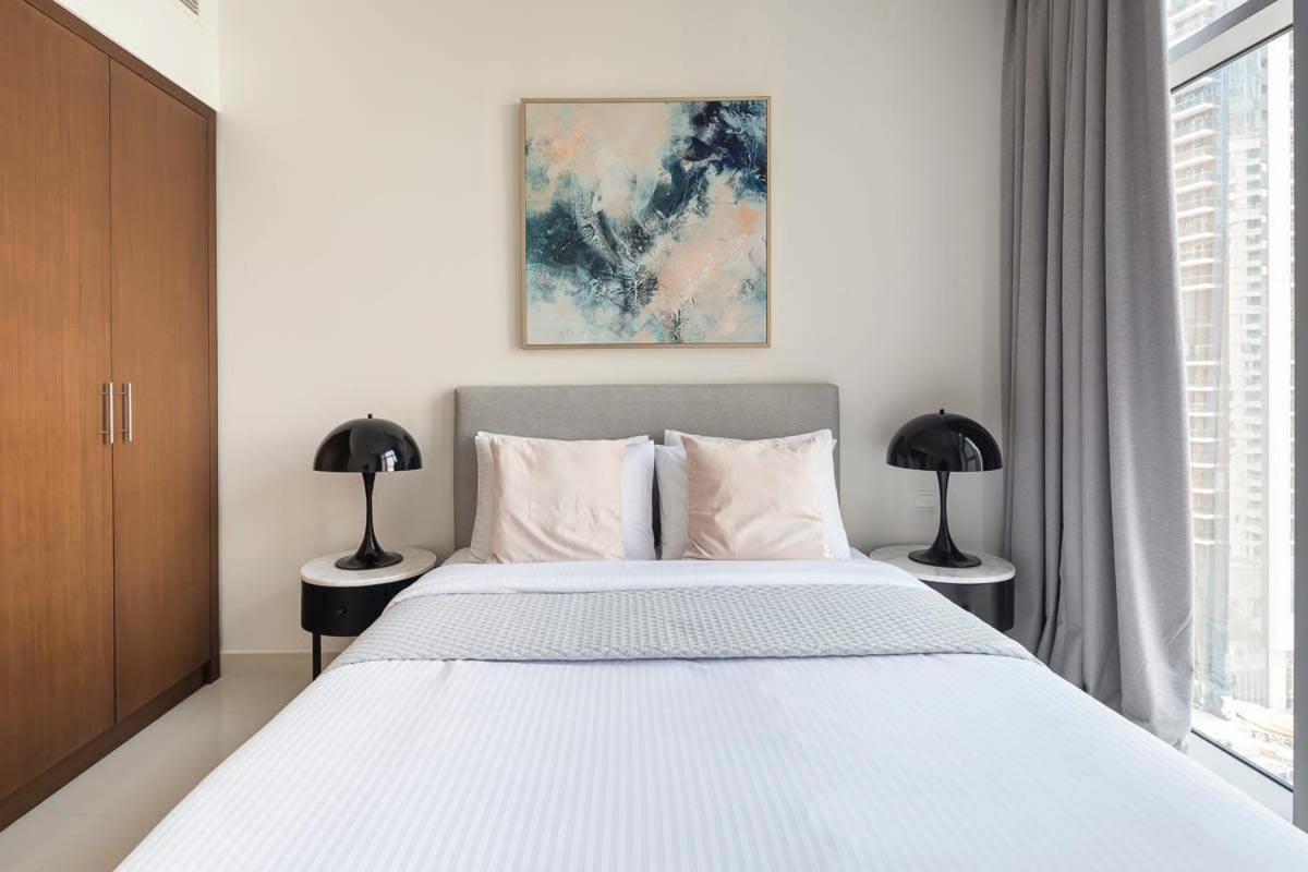 Frank Porter - Boulevard Crescent Dubai Exterior foto