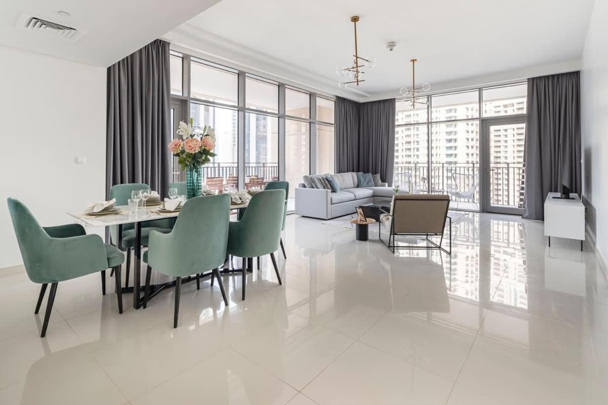 Frank Porter - Boulevard Crescent Dubai Exterior foto